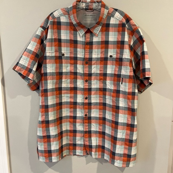Eddie Bauer Lot of 2 Shirts Men 2XL Hiking Lightweight Pockets Button Up Nylon - Picture 5 of 6